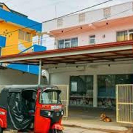 Yoho Beach Glory Hotel Negombo Buitenkant foto